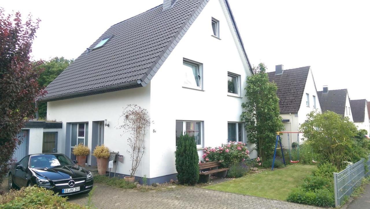 Geraeumiges Ferienhaus In Bad Salzuflen Mit Einfacher Ausstattung, Fuer Geschaeftsreisende, Gruppen Oder Familien Geeignet, 4 Schlafzimmer Экстерьер фото